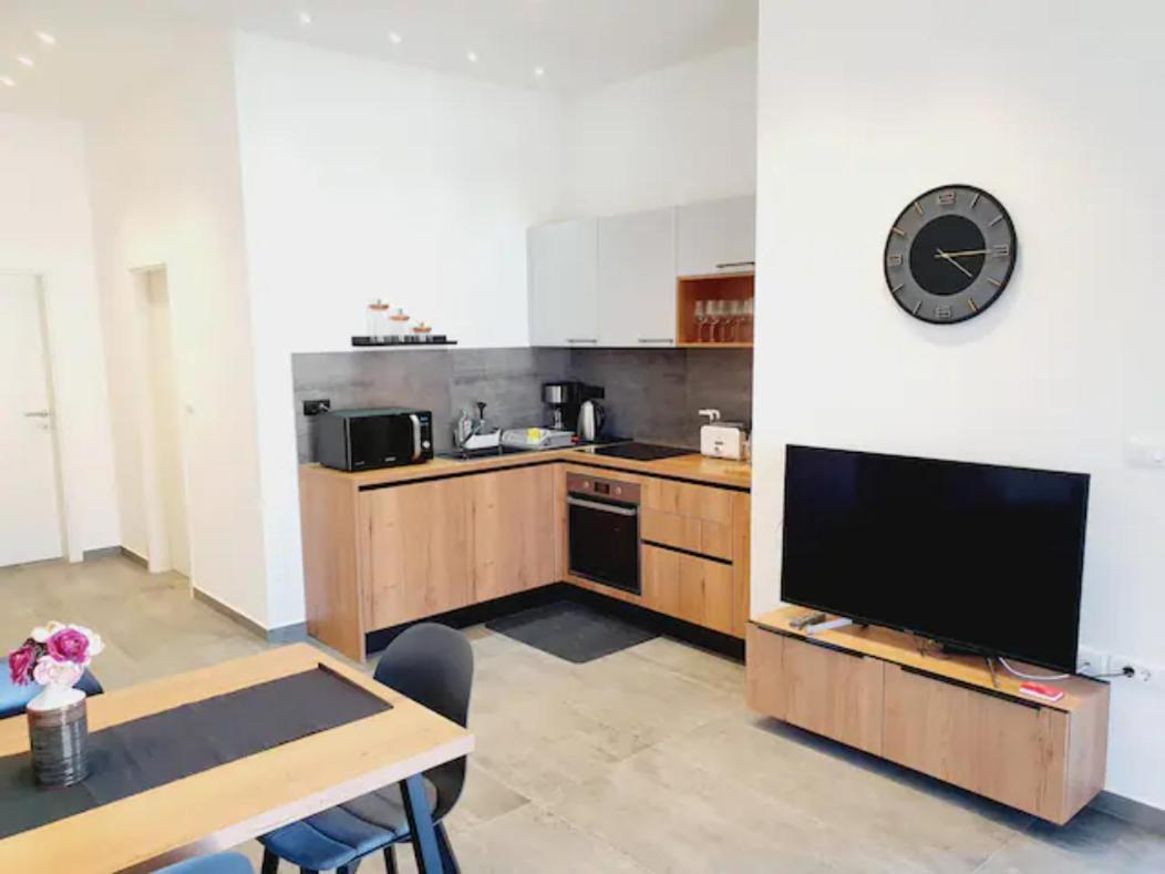 Modern Apartment Ana Премантура Екстер'єр фото